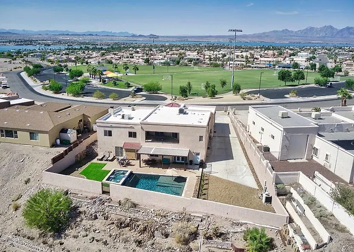 Sunset Oasis 7 Bedroom Family Lake Havasu City