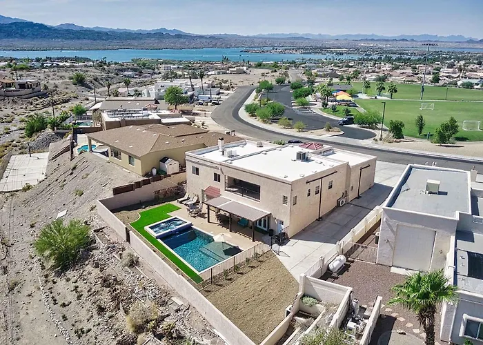 Sunset Oasis 7 Bedroom Family Vakantiehuis Lake Havasu City