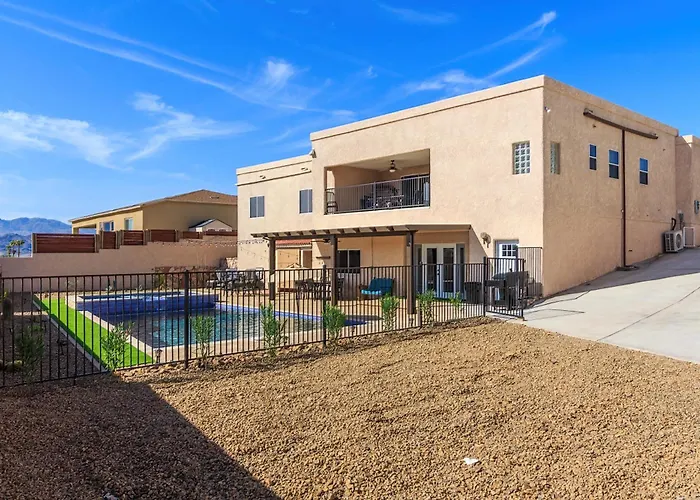 Vakantiehuis Sunset Oasis 7 Bedroom Family Lake Havasu City