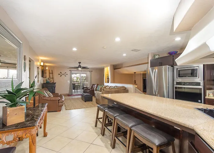 Vakantiehuis Sunset Oasis 7 Bedroom Family Lake Havasu City